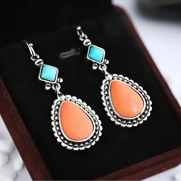 Vintage Waterdrop Shaped Orange and Turquoise Stone Dangle Earrings - Picture 5 of 5